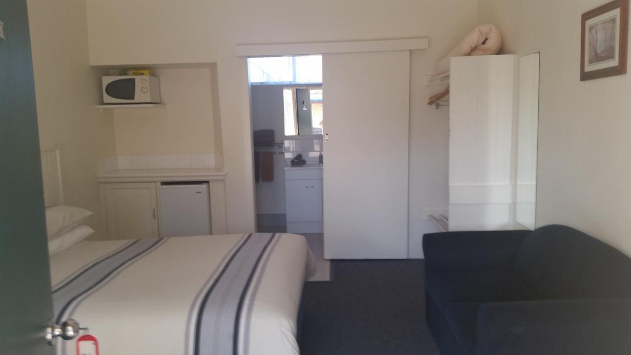 Omeo Motel المظهر الخارجي الصورة